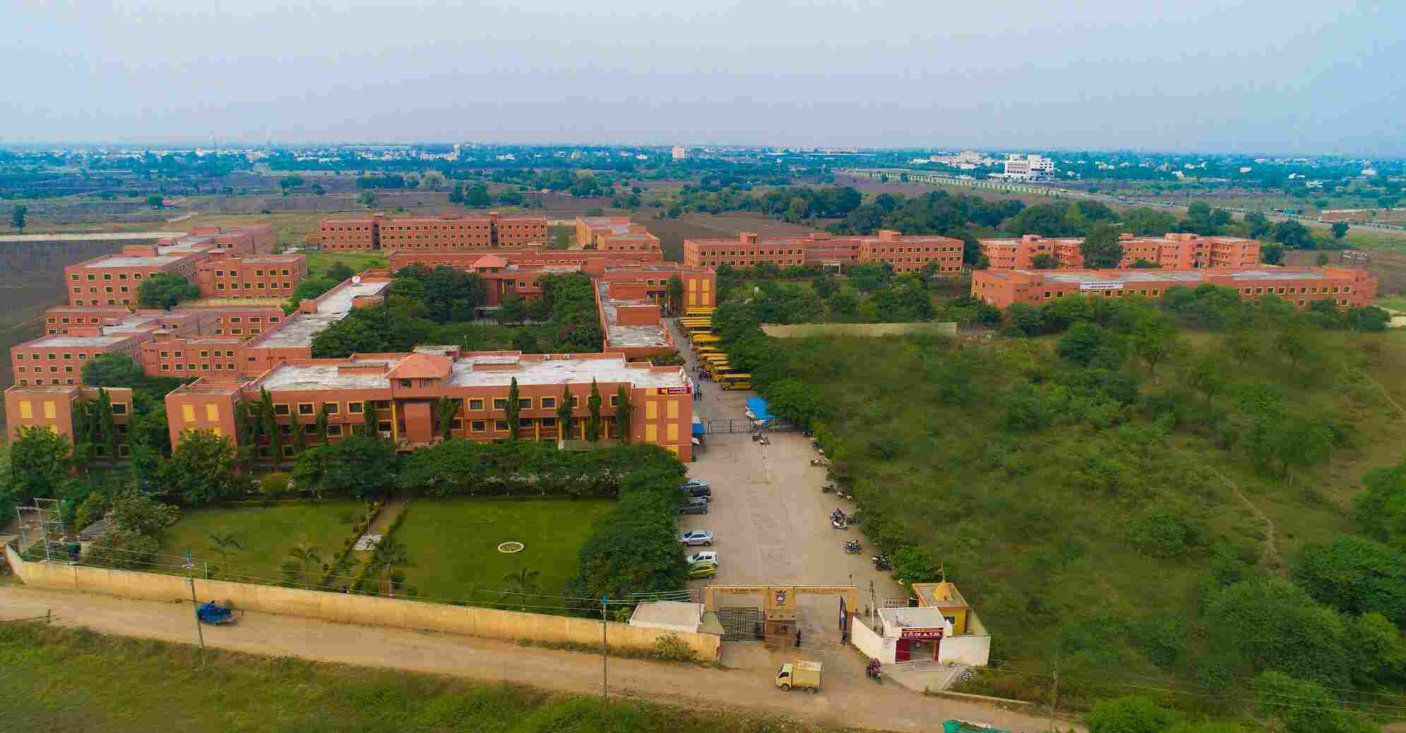 Campus Banner