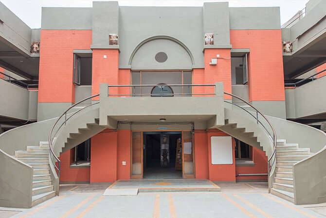 Campus Banner