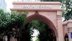 Campus Banner