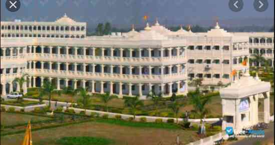 Campus Banner