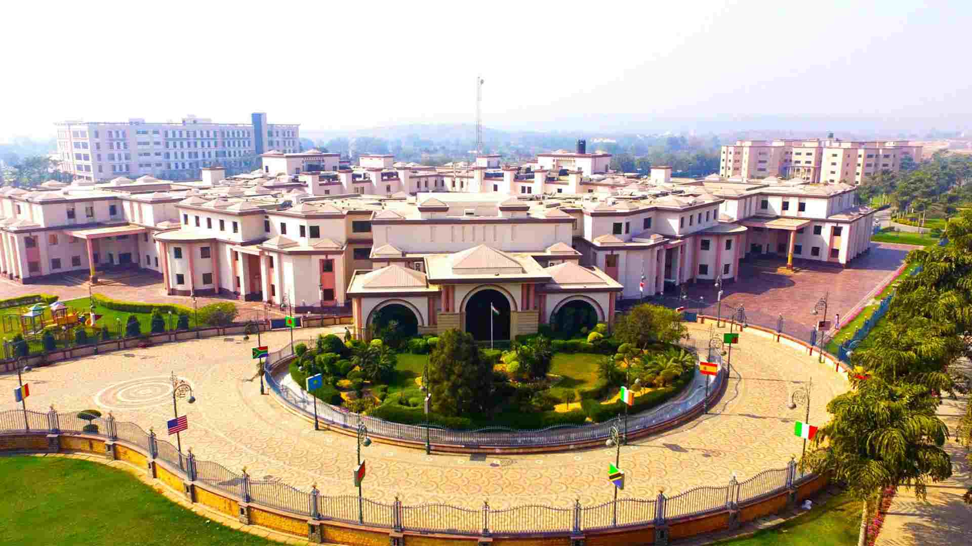 Campus Banner