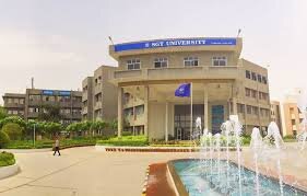 Campus Banner