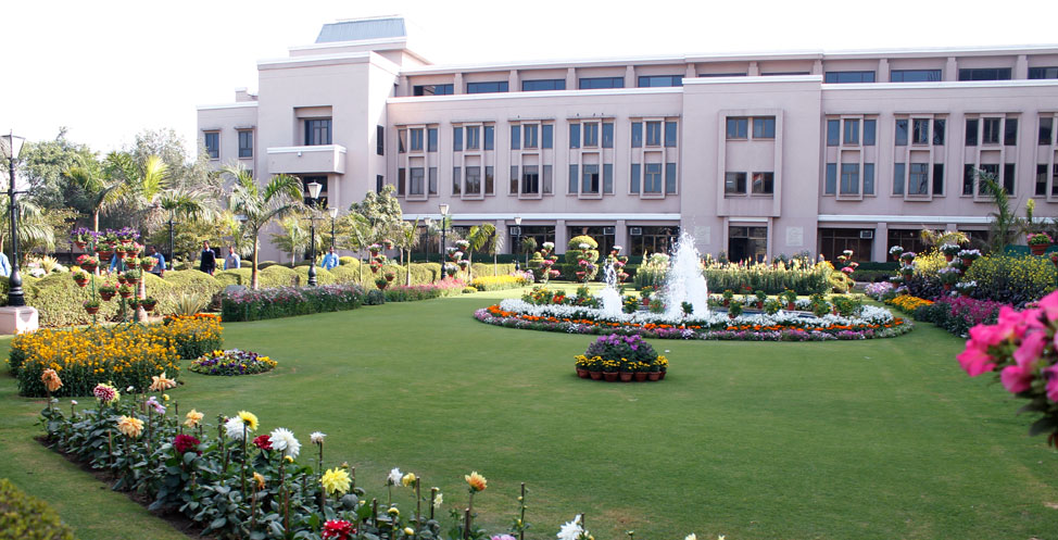 Campus Banner