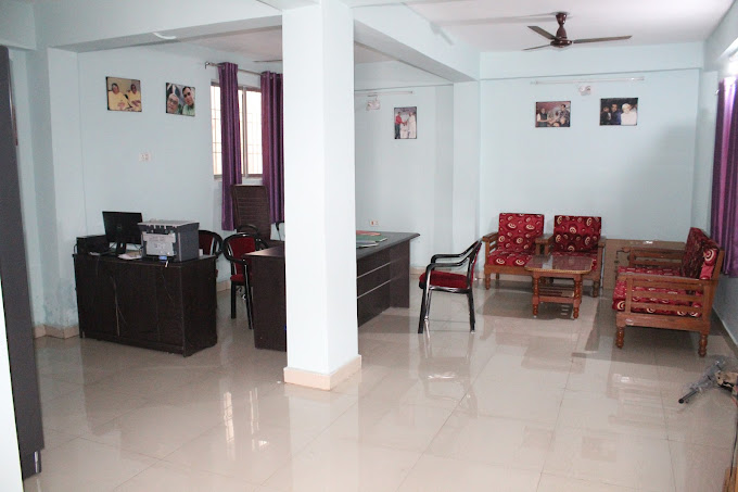 Max Institute of Teachers Training